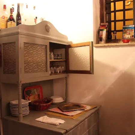 Panzió La Neviera Nel Pozzo 3*