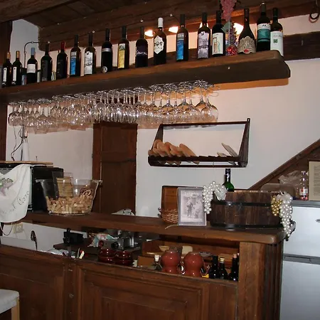 Panzió La Neviera Nel Pozzo 3*