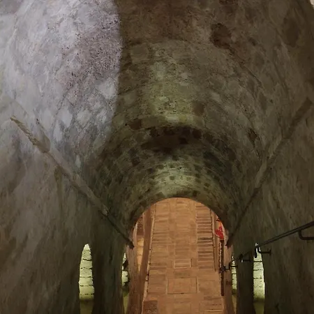 Panzió La Neviera Nel Pozzo