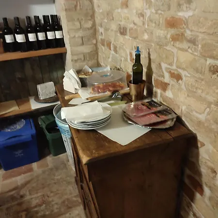 Panzió La Neviera Nel Pozzo 3*