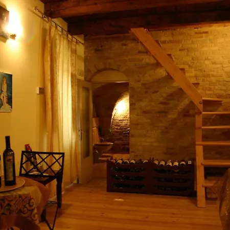 Panzió La Neviera Nel Pozzo Offida