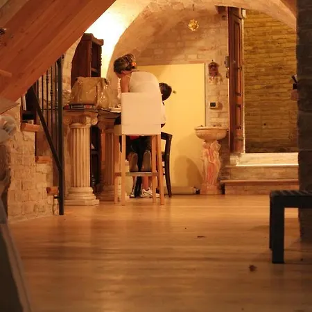 Panzió La Neviera Nel Pozzo Offida