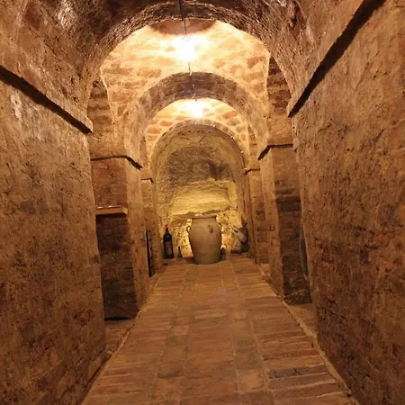 Panzió La Neviera Nel Pozzo 3*