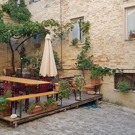 La Neviera Nel Pozzo Panzió